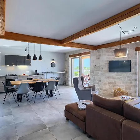 Ferienhaus Prato Pula