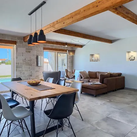 Prato Ferienhaus Pula