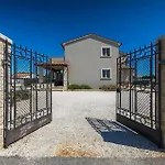 بيت للعطل Prato